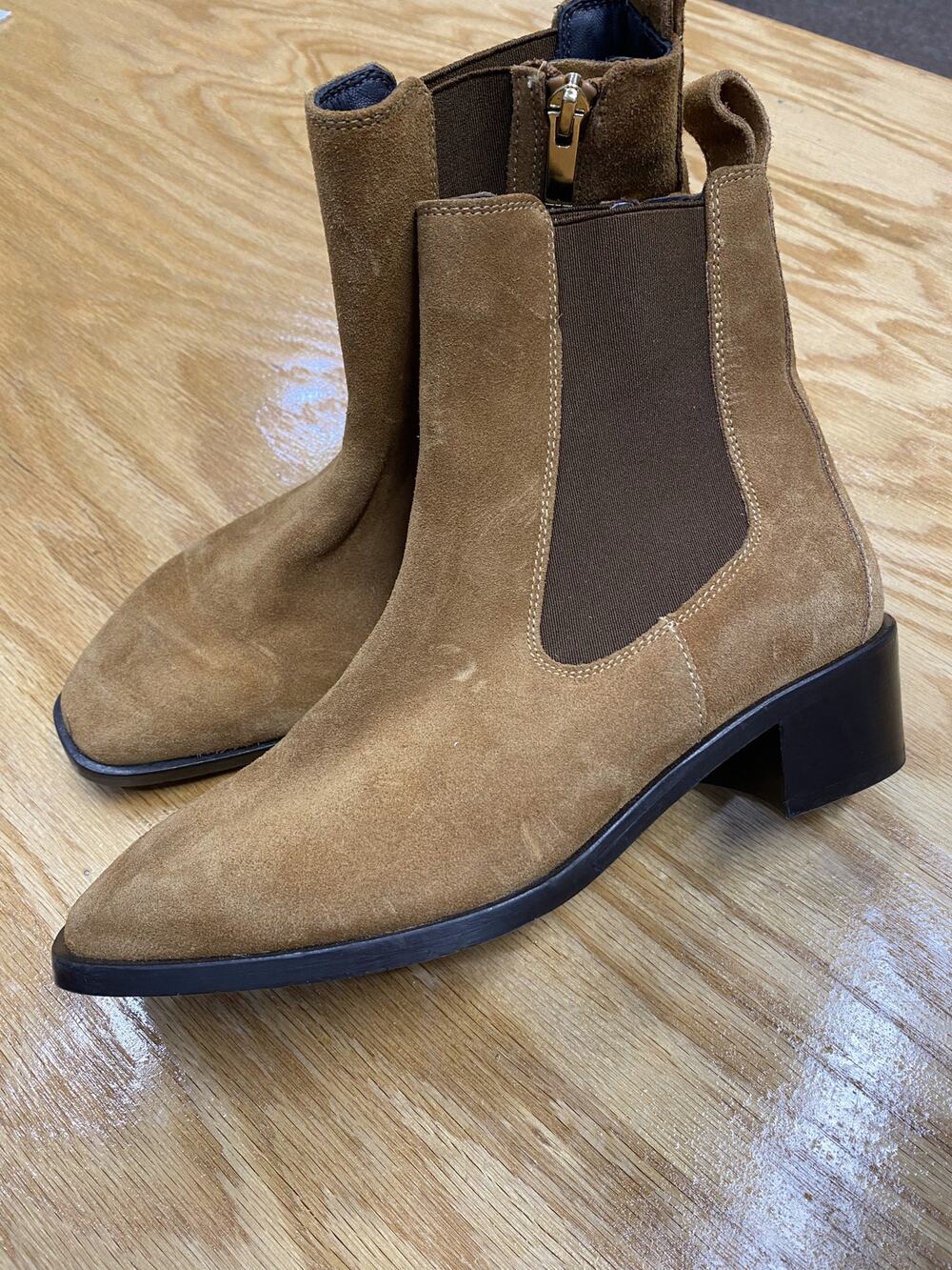 Aquatalia Rosina Women's 6.5 Brown Suede Zipper Square Toe Ankle Chelsea Boots
